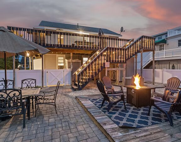 Outdoor space and pool
